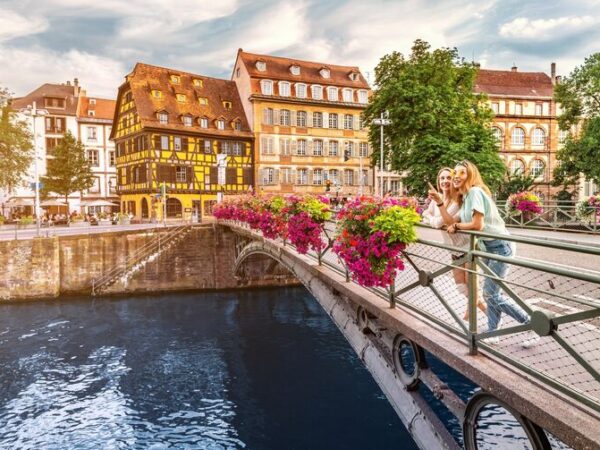 Elit Benelüx, Paris, Alsace, İsviçre, Almanya Turu THY ile 7 Gece Ekstra Turlar Dahil (ZRH DUS)